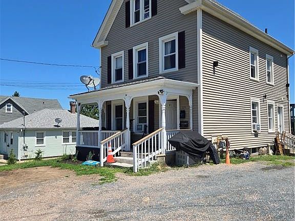 2nd image of 139 Tower St