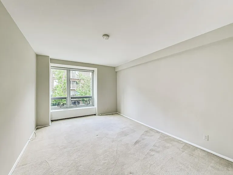 400 O St SW #203 — Photo 15