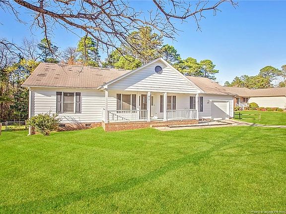 3rd image of 814 Eagle Landing Dr
