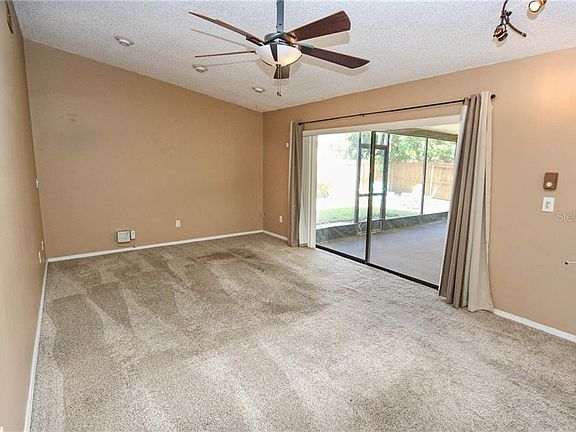 5th image of 853 Glenfield Dr