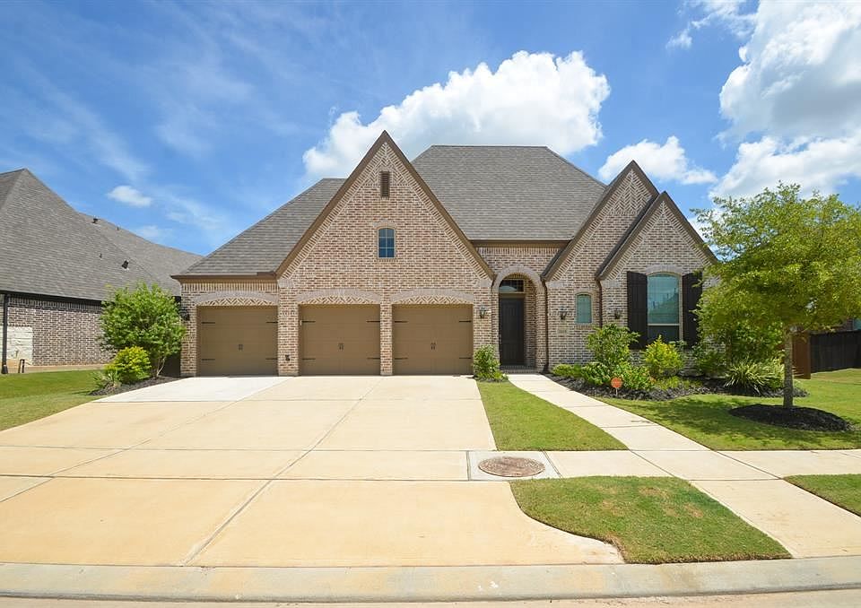 1st image of 2610 Country Ln