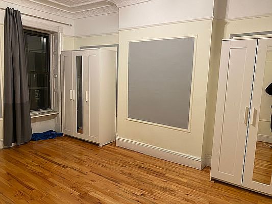 4th image of 197 7th Ave APT 3L