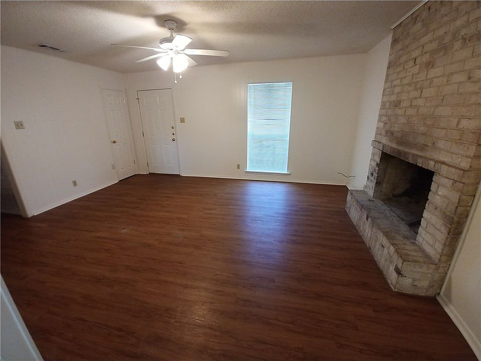 1st image of 4703 Sagebrush Trl #B
