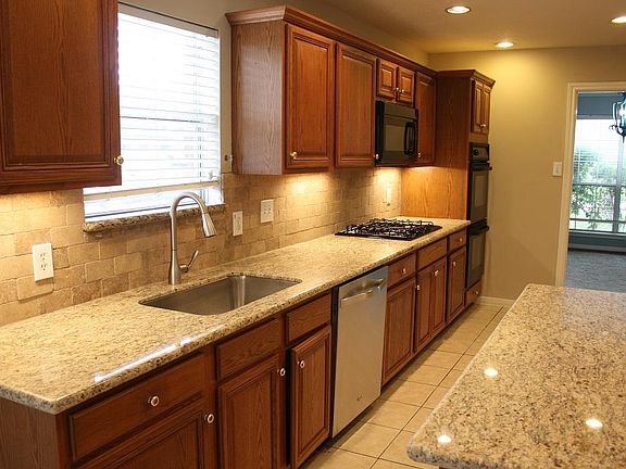 2nd image of 501 Cedar Prairie Dr