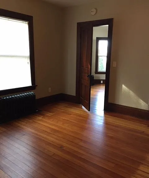 142 N Macomb St — Photo 15