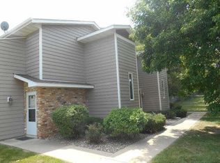 4511 Cinnamon Ridge Trl, Saint Paul, MN 55122