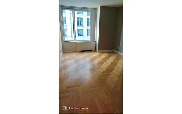 Rented by Douglas Elliman | media 6