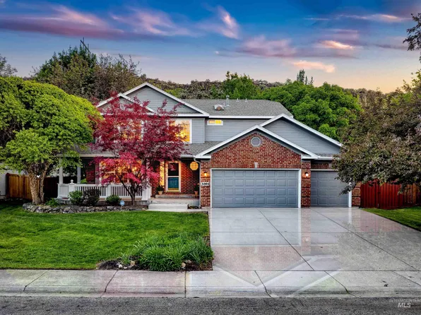 5869 S Horseshoe Pl, Boise, ID 83716