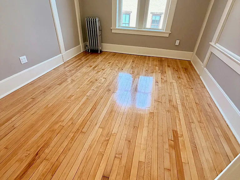 69 S Pleasant St #13 — Photo 22