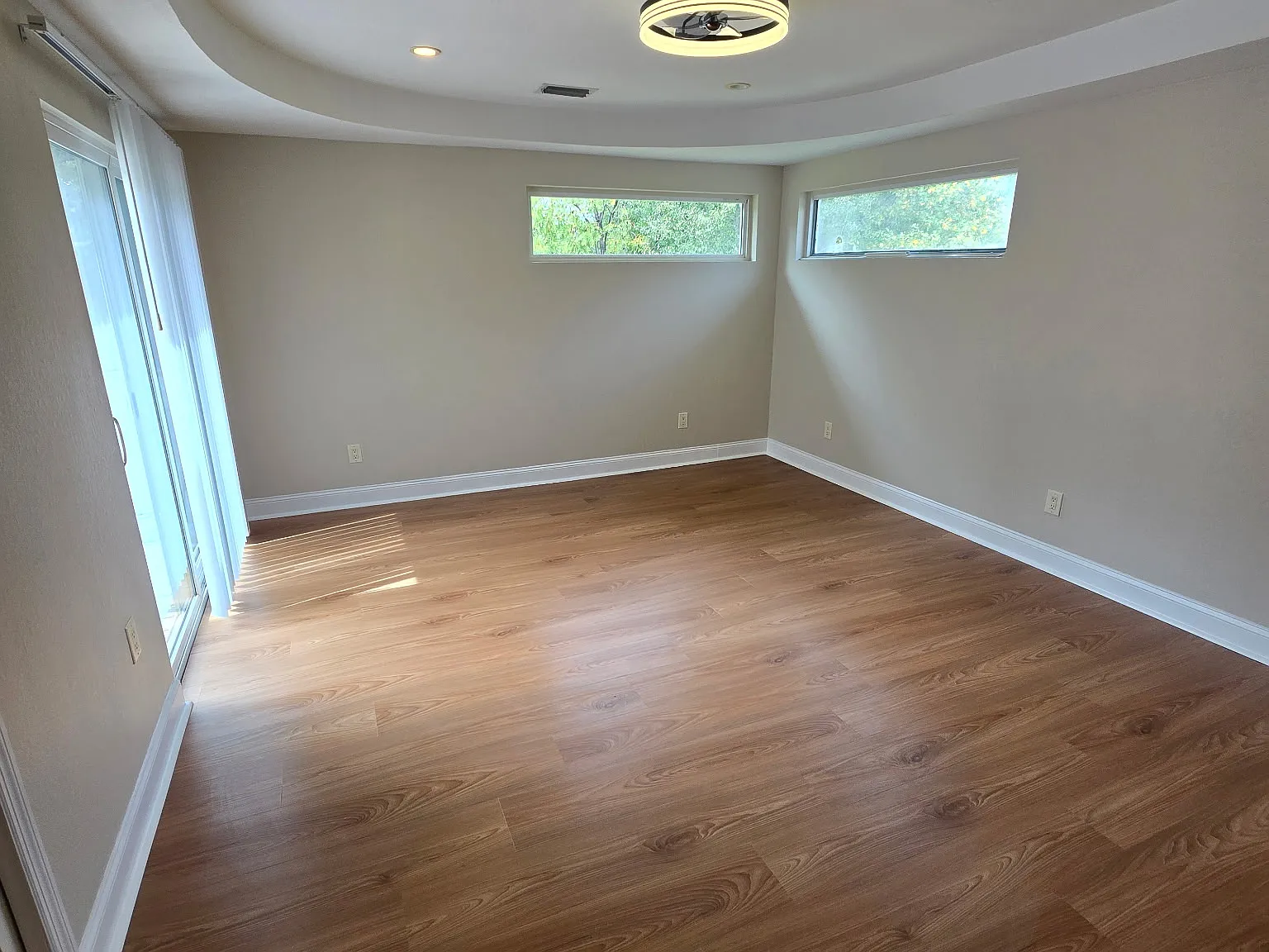 160 Byrd Dr — Photo 2
