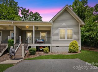 427 Kerlee Heights Rd, Black Mountain, NC 28711