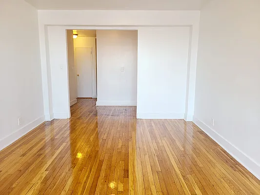 Rented by G Y B Realty Inc | media 9