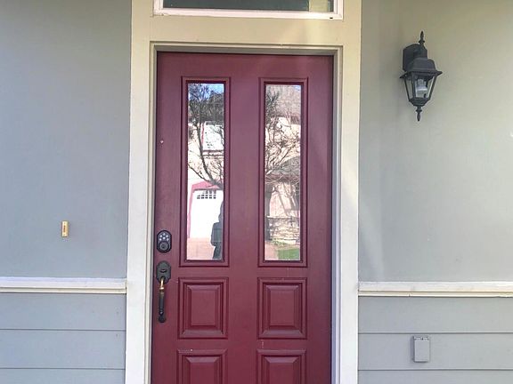 2nd image of 999 La Costa Ct
