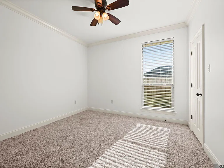 17514 Lake Willow Ave — Photo 11