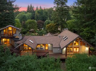 25713 SE 164th St, Issaquah, WA 98027