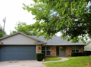 1713 W Belden St, Sherman, TX 75092