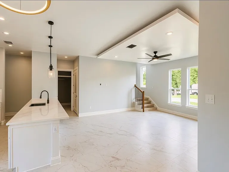 8132 Penrod St — Photo 5