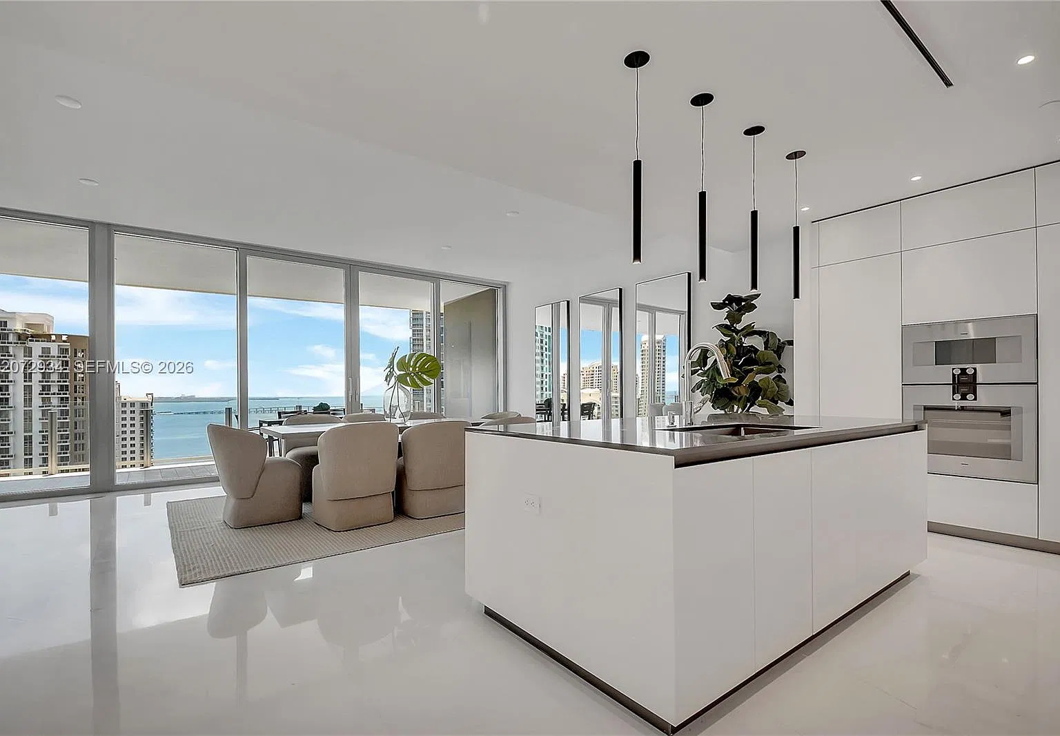 Aston Martin Residence — Photo 1