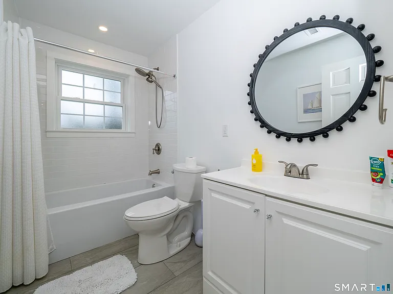 28 Oak St — Photo 31