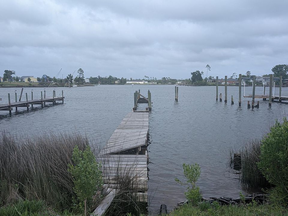 2nd image of 621 S BERTHE Avenue