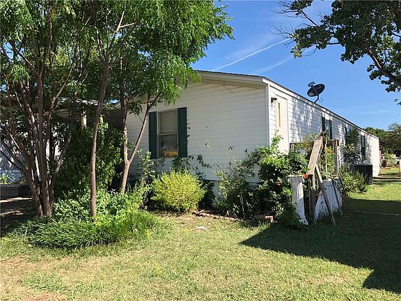 5th image of 4019 Featherstone Dr