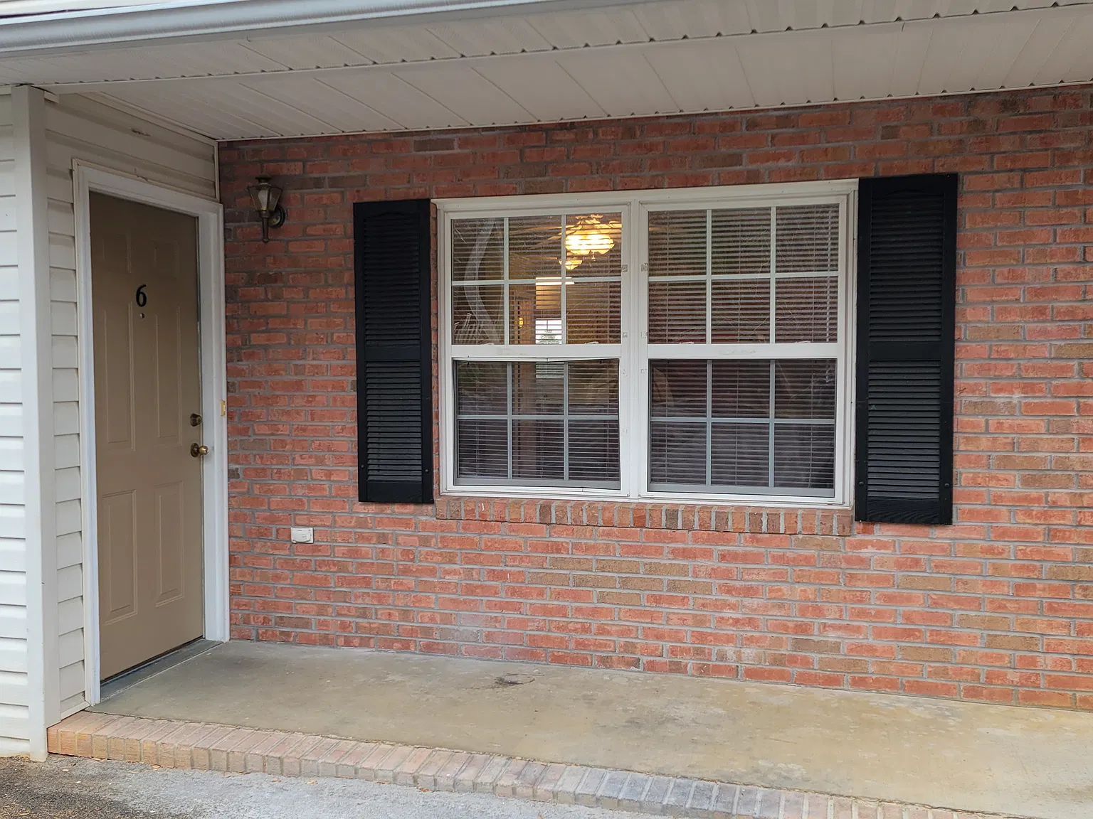 3 bed, 1500 sqft, $1,500 — Photo 3