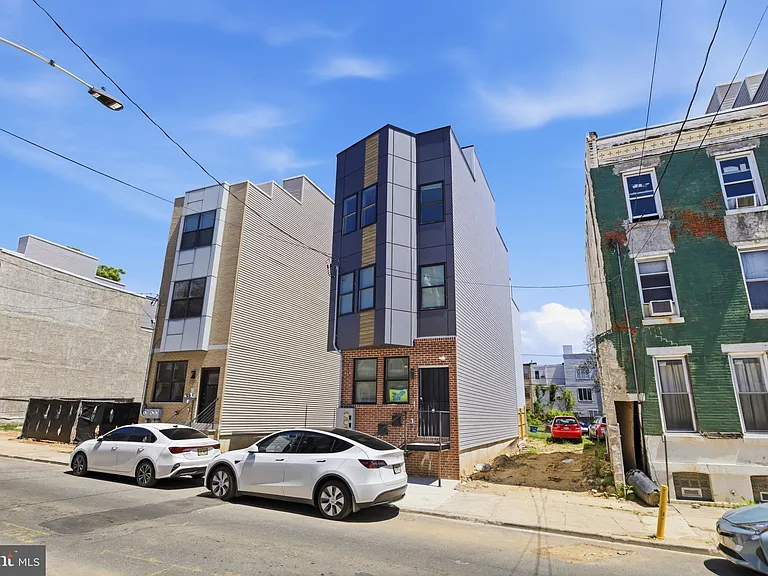 2123 N 9th St #1 — Photo 18