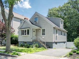 9 Marlin Rd, West Roxbury, MA 02132