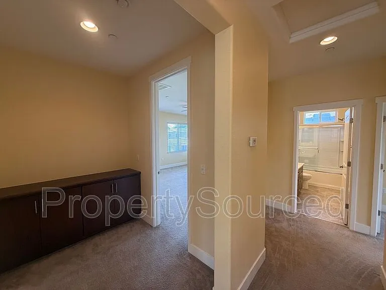 18517 Admiral Way — Photo 21