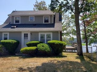 10 River Ter, Wareham, MA 02571