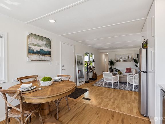4th image of 4707 Black Lake Belmore Road SW #2