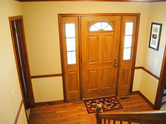3rd image of 9329 Woodchime Ct