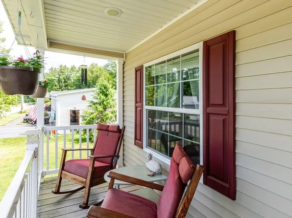 52 Peggi Ln, Winchendon, MA 01475