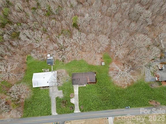 5th image of 2231 Snuggs Park Rd