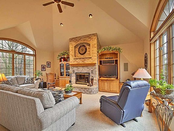 3rd image of 3001 Woodland Meadow Ct