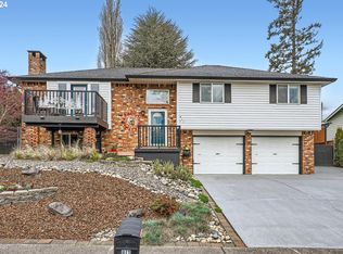 817 NW 20th Ave, Camas, WA 98607