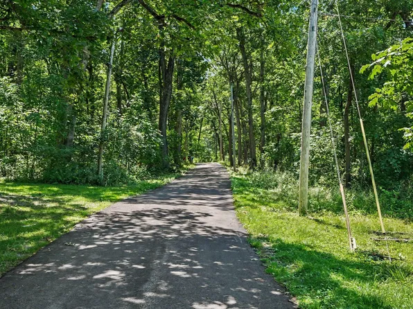 13035 Morse Ln, Cedar Lake, IN 46303