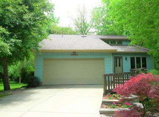 1838 Snyder Rd, East Lansing, MI 48823