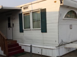 488 E 1st Ave APT 27, Riddle, OR 97469