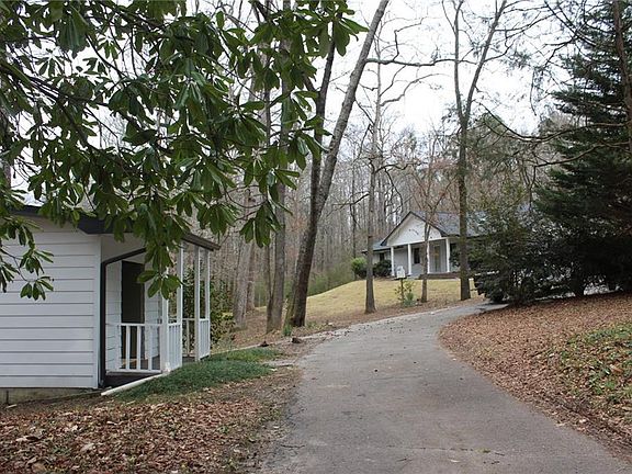 4th image of 2021 Irwin Bridge Rd NW