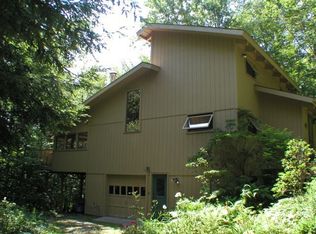 252 Fox Den Rd, Tolland, MA 01034