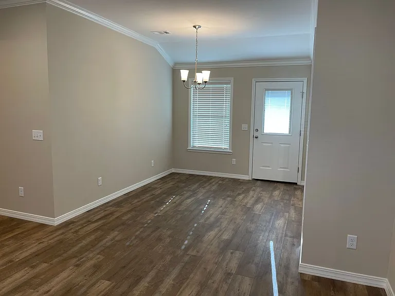 102 Praire Creek Dr — Photo 10
