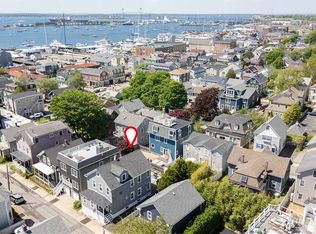 16 Dean Ave, Newport, RI 02840