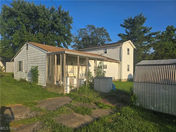 73 Locust St, Rutland, OH 45775