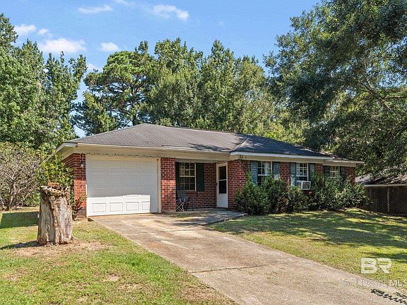 2nd image of 7042 Forest Glenn Ct