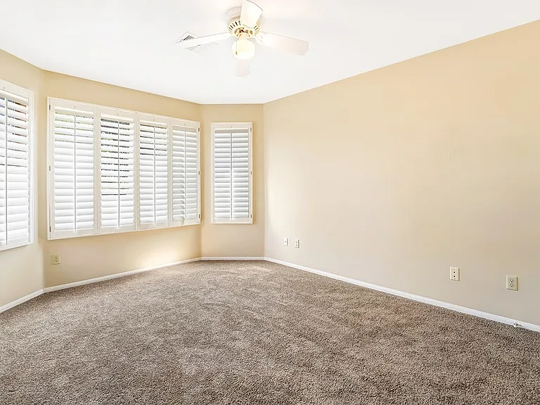 2836 Via Florentine St — Photo 33