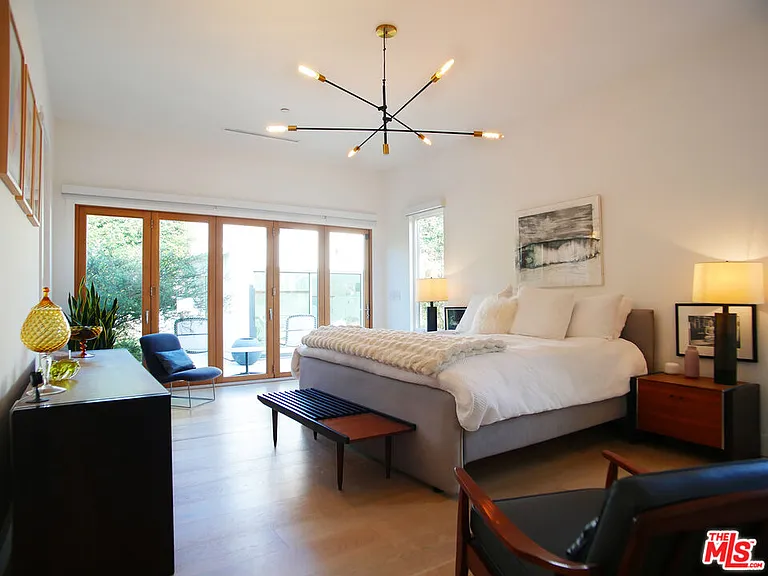 3744 Somerset Dr — Photo 16