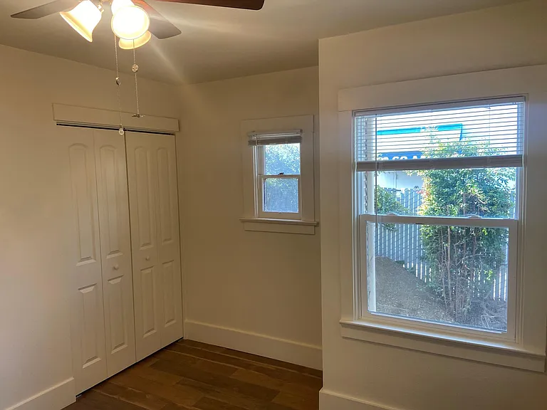 114 Glenwood Ave — Photo 10