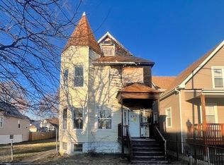 640 N Laramie Ave, Chicago, IL 60644