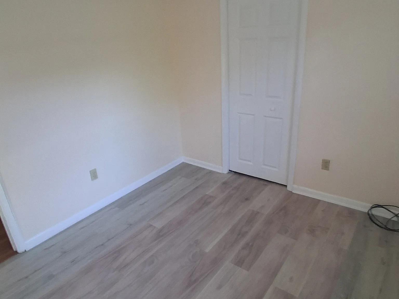 3 bed, 1000 sqft, $1,500 — Photo 4